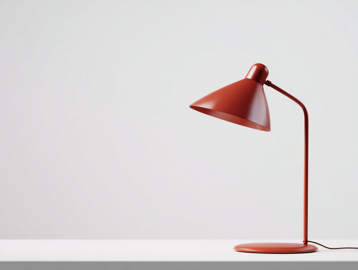 Lampada Da Scrivania 45×23×52 cm - metallo rosso mattone - paralume conico orientabile e base ovale per camera da letto
